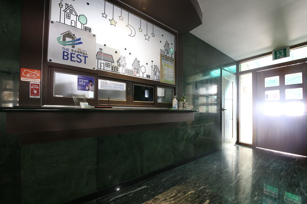 Bali Motel Daejeon Extérieur photo